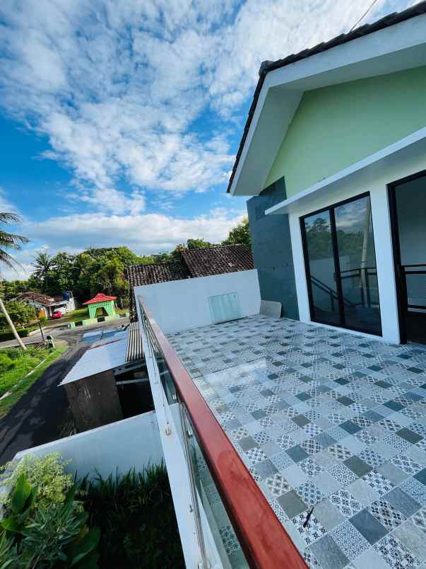 dijual rumah jl godean km 14