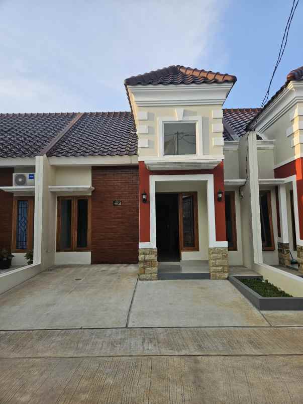 dijual rumah jl h abdul ghani ii