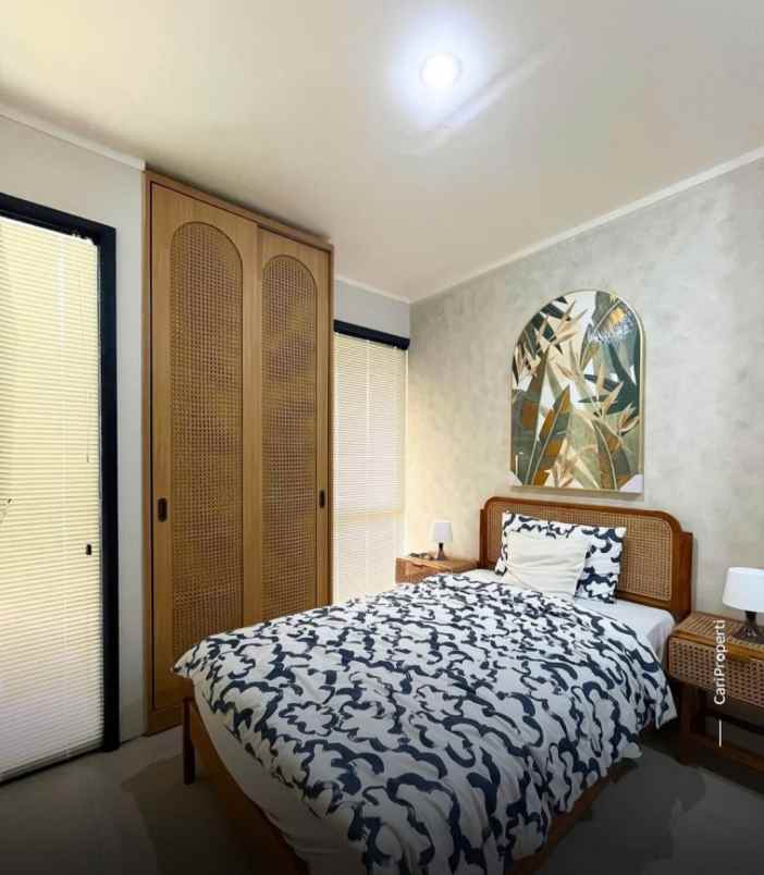 dijual rumah jl h samaun malang nengah