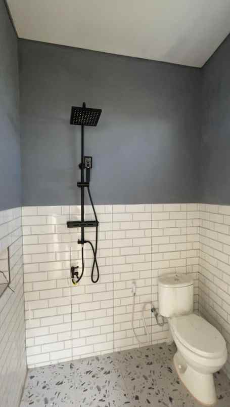 dijual rumah jl jatimekar paniisan