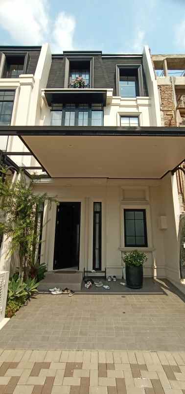 dijual rumah jl juru mudi tangerang