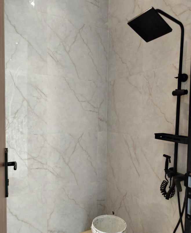 dijual rumah jl kaliurang km 11