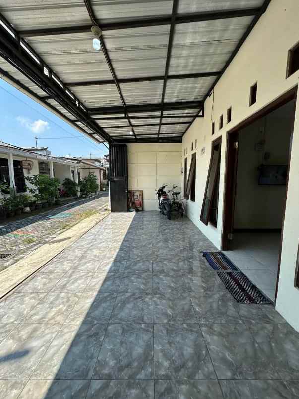 dijual rumah jl kaliurang km 7