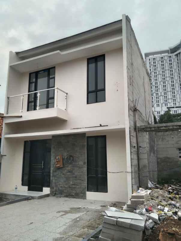dijual rumah jl kayu gede 2 rt 02 rw 04