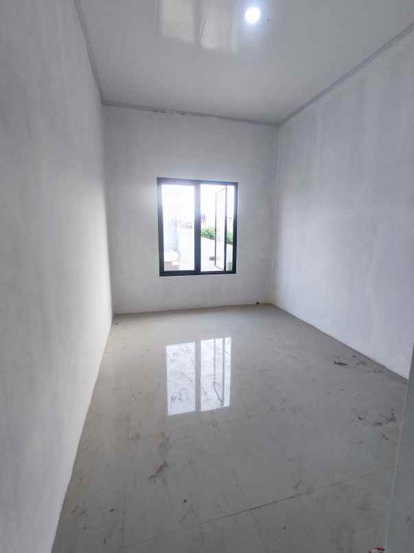 dijual rumah jl kayu gede 2 rt 02 rw 04
