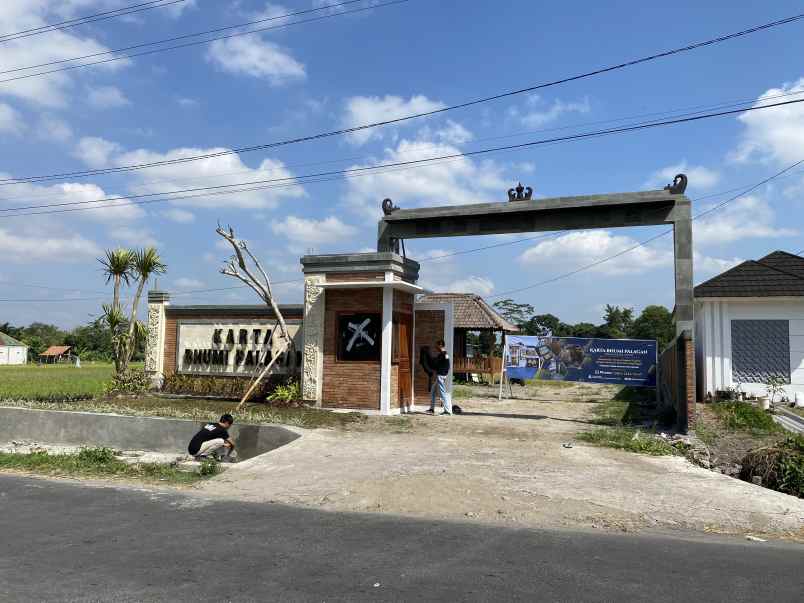 dijual rumah jl kesatuan no 7 plumbon