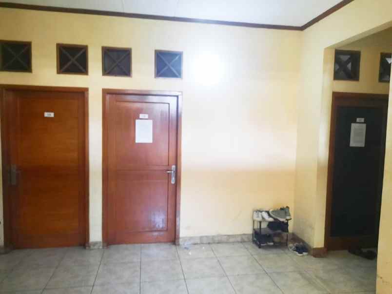dijual rumah jl kopo no 17 kel beji kec