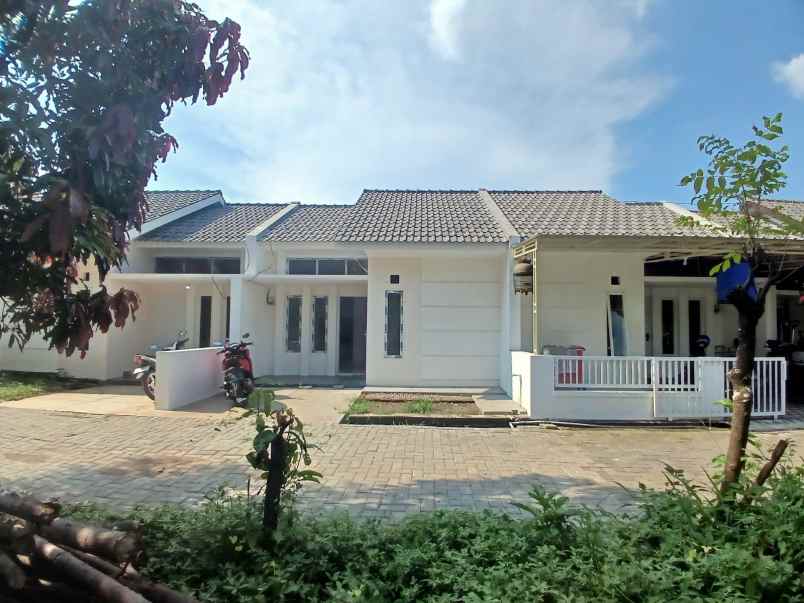 dijual rumah jl krangkong ngadimulyo