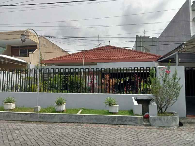 dijual rumah jl manyar kertoarjo manyar