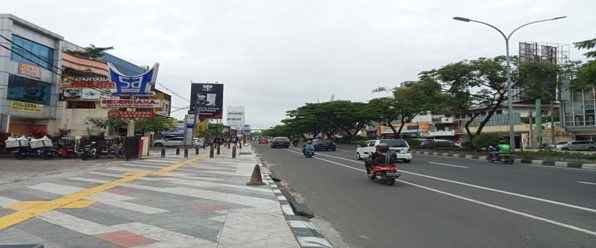 dijual rumah jl margonda raya no 43 kel