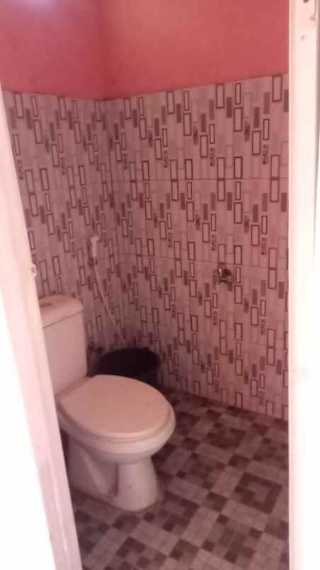 dijual rumah jl mawar