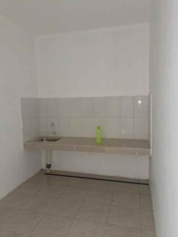 dijual rumah jl mekarbakti parakanmuncang