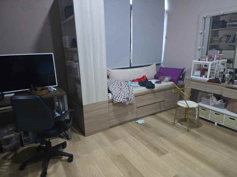 dijual rumah jl pancoran timur i