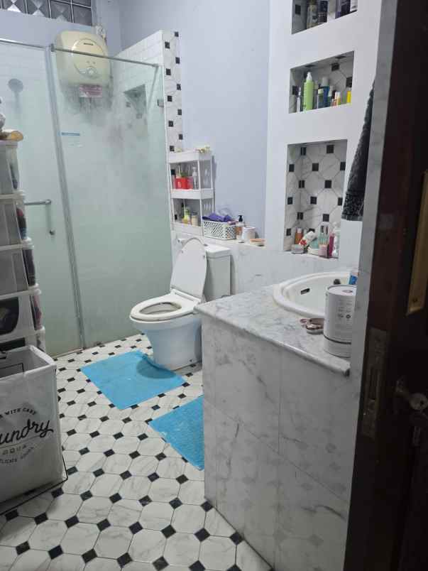 dijual rumah jl pancoran timur i no 18
