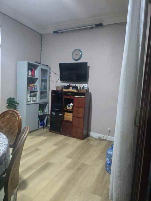 dijual rumah jl pancoran timur i no 18
