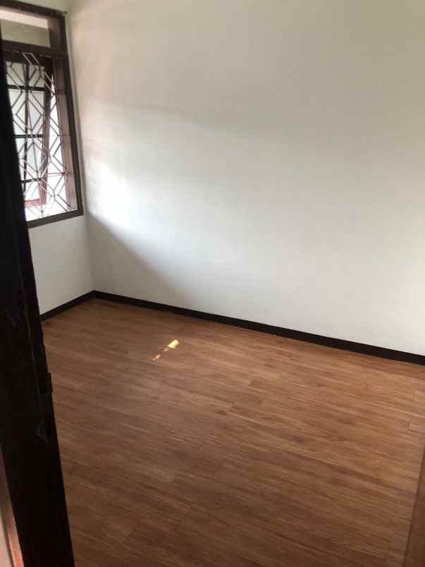 dijual rumah jl pangkur gamelan kinanti