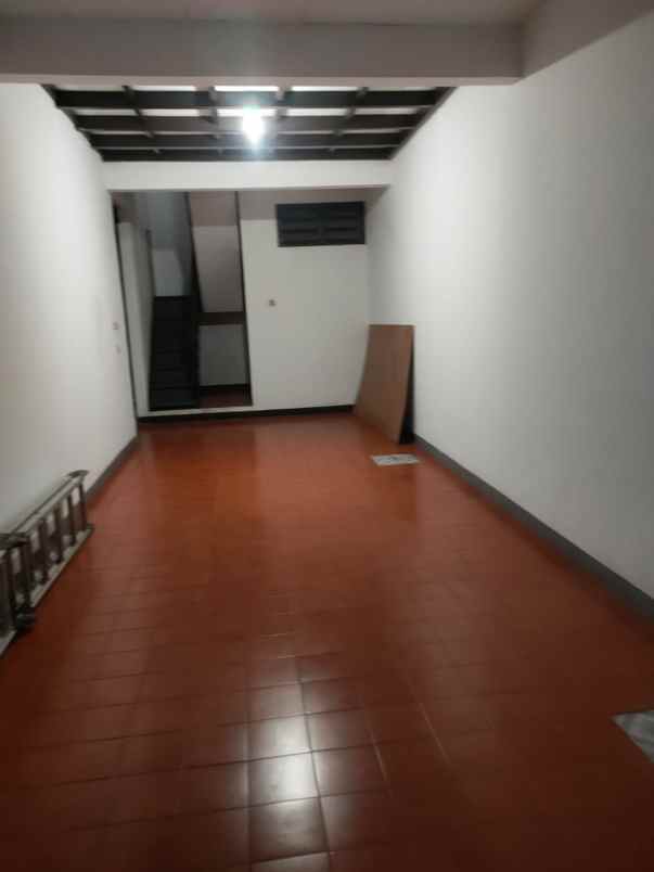 dijual rumah jl pangkur gamelan kinanti