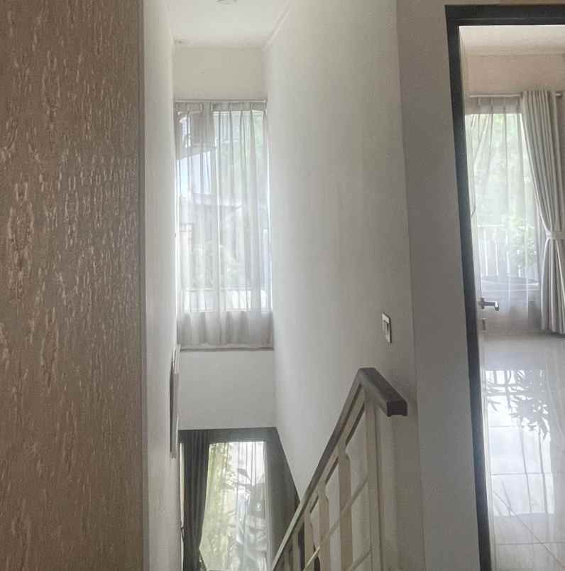dijual rumah jl rawamangun jakarta timur