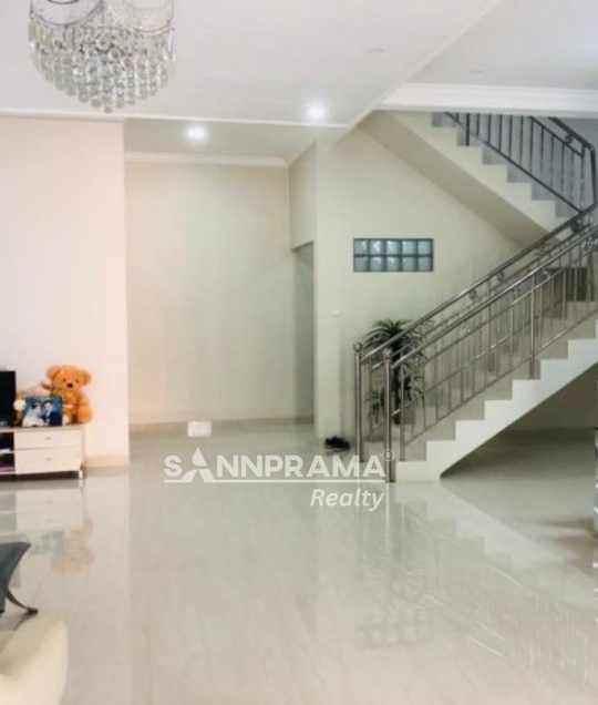 dijual rumah jl raya mampang depok