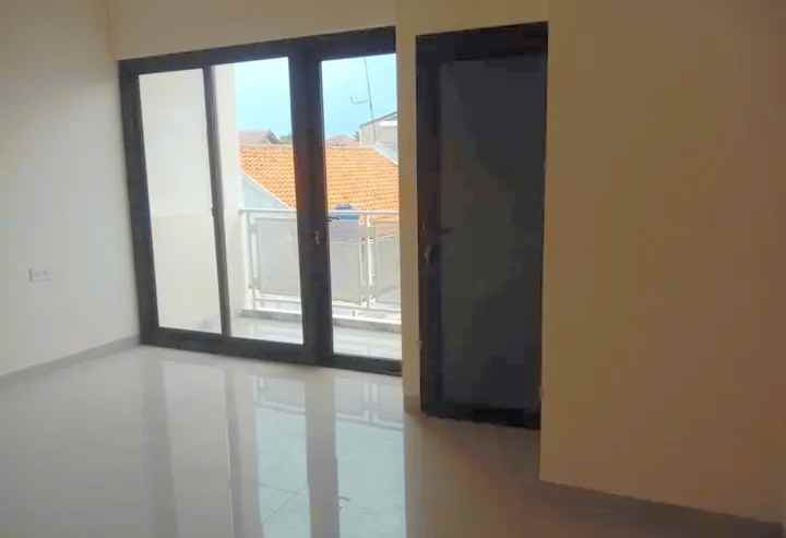 dijual rumah jl raya munjul cipayung