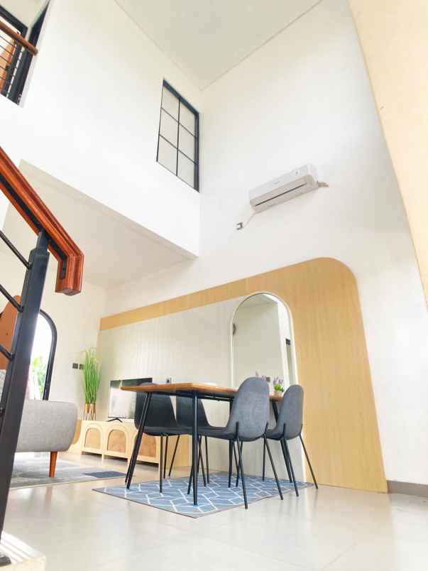 dijual rumah jl raya narogong limus