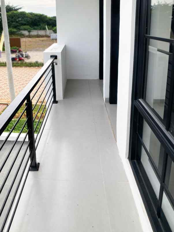 dijual rumah jl raya narogong limus
