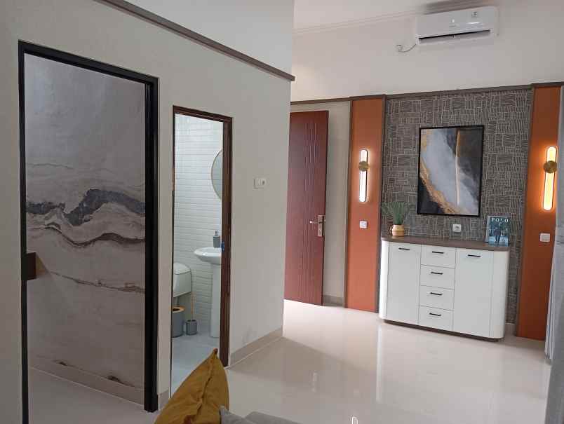 dijual rumah jl raya sask panjang