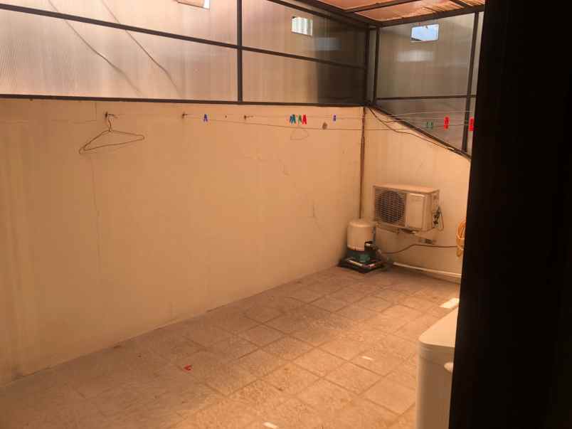 dijual rumah jl rs fatmawati raya