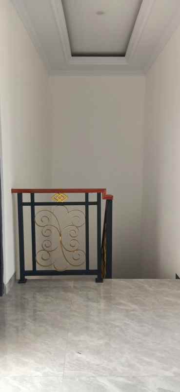 dijual rumah jl setu bantar jati