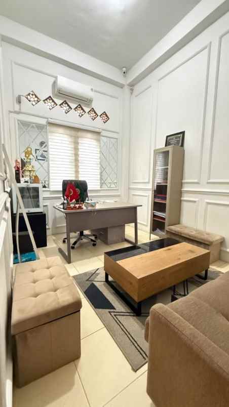 dijual rumah jl simpang gatot subroto