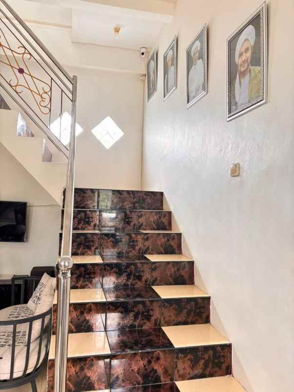 dijual rumah jl simpang gatot subroto