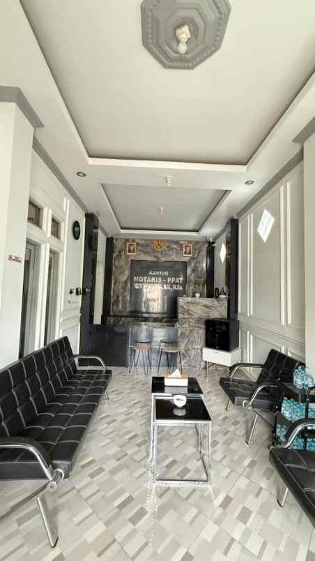 dijual rumah jl simpang gatot subroto