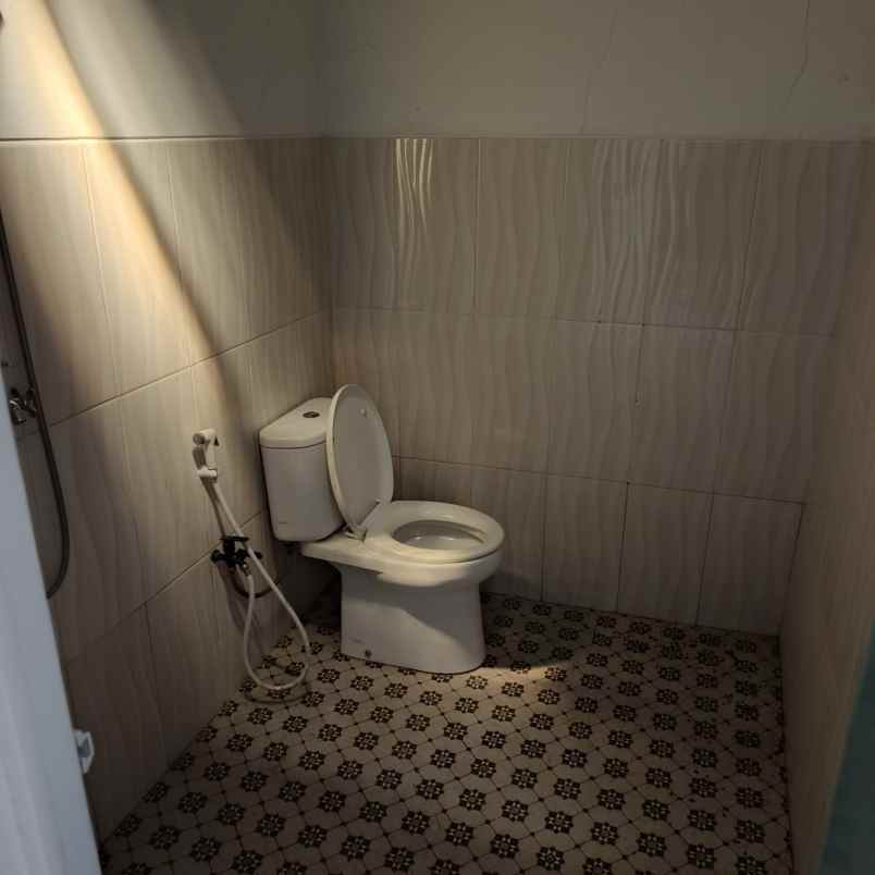 dijual rumah jl smp 5 windusara