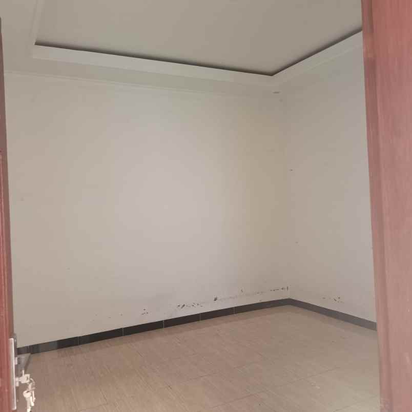 dijual rumah jl smp 5 windusara