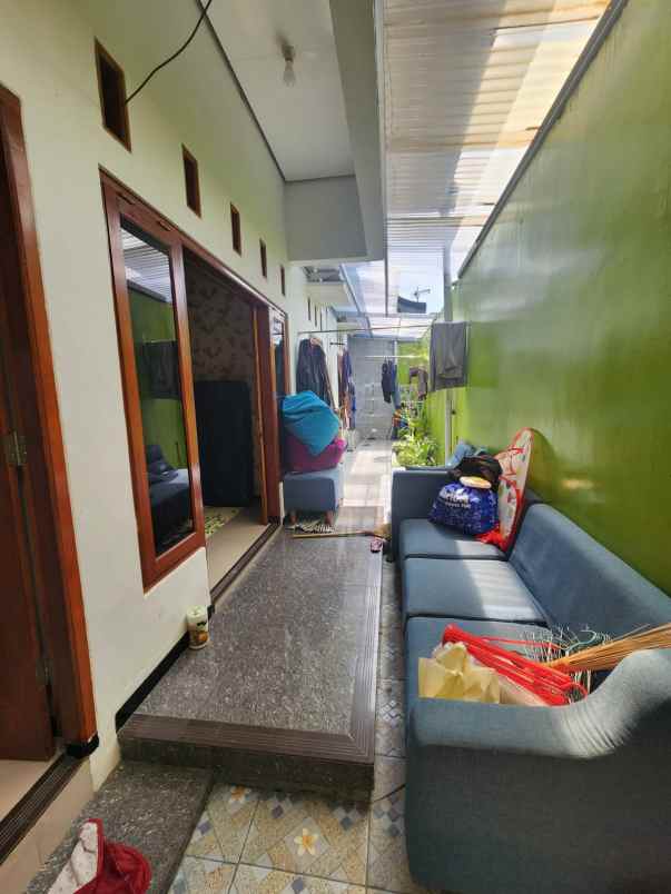 dijual rumah jl sultan agung kalibiru
