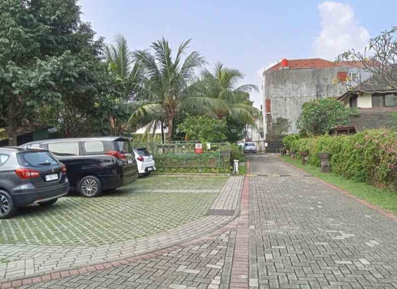 dijual rumah jl taman margasatwa