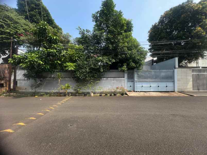 dijual rumah jl terusan hang lekir