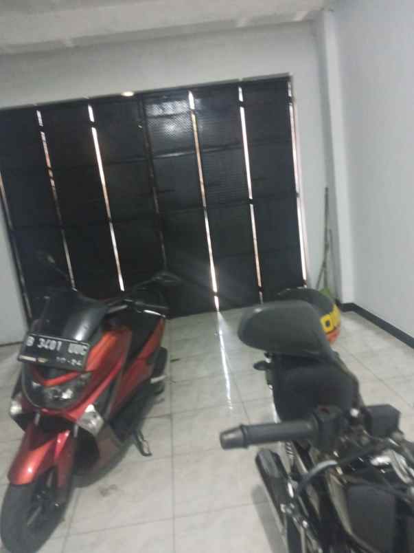 dijual rumah jl tipar cakung