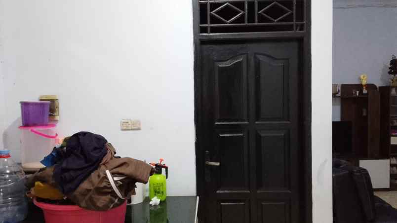 dijual rumah jl tipar cakung