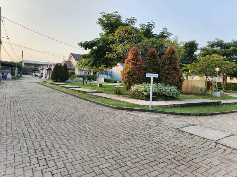 dijual rumah jl untung suropati