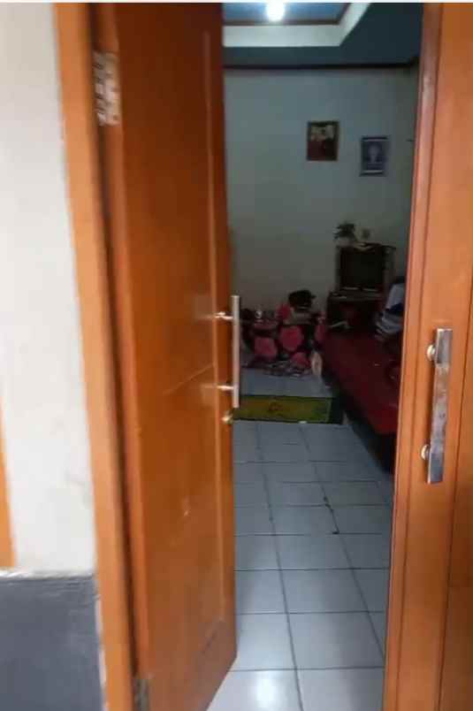 dijual rumah jln pondok cabe 3