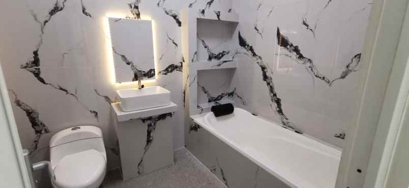 dijual rumah jln raya meruyung limo depok