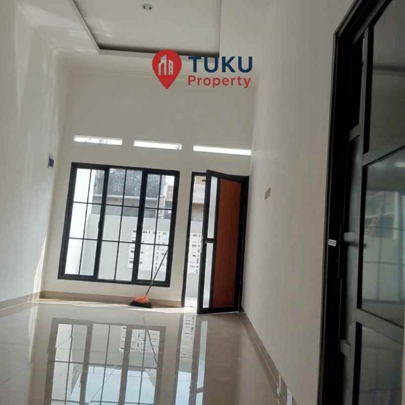 dijual rumah joglo kembangan jakarta barat