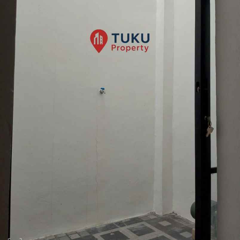 dijual rumah joglo kembangan jakarta barat