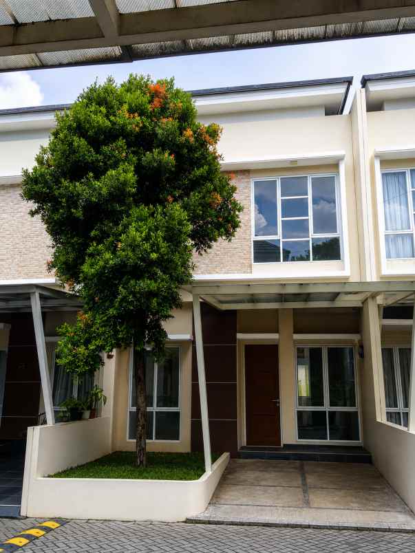 dijual rumah jurangmangu timur