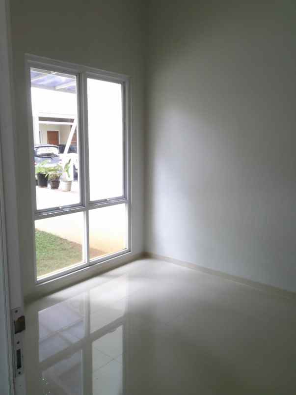 dijual rumah jurangmangu timur