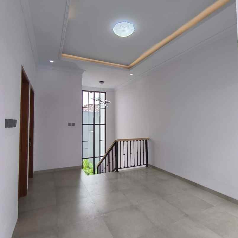 dijual rumah kahfi 1 jagakarsa