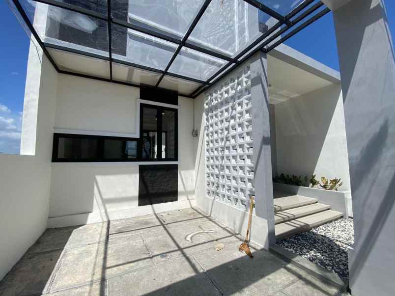 dijual rumah kalitirto berbah sleman