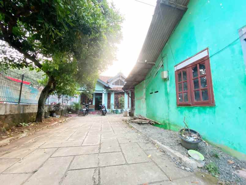 dijual rumah kampunganyar kel waturoyo
