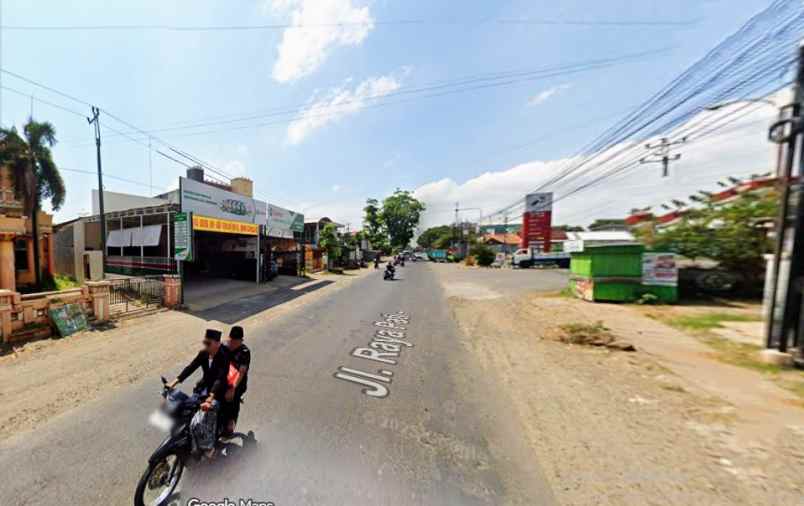 dijual rumah kampunganyar kel waturoyo